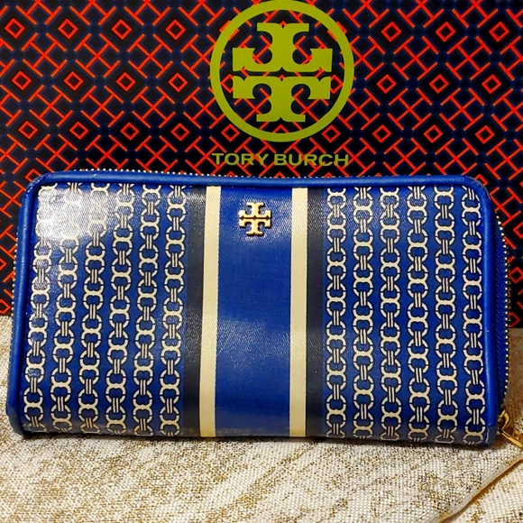 Tory Burch Gemini Royal Blue Wallet - Picture 1 of 12
